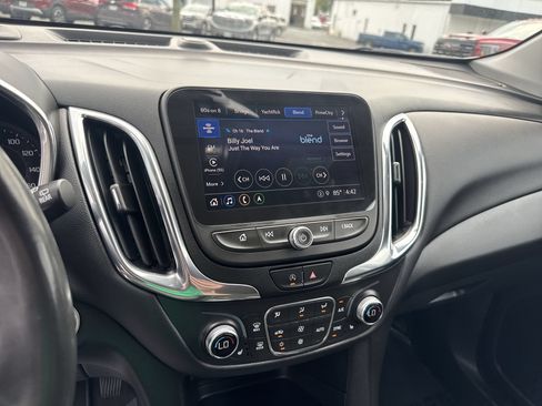 Certified 2022 Chevrolet Equinox LT AWD/4WD image 12
