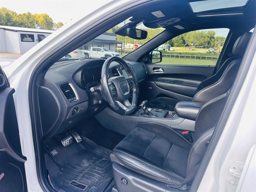 Used 2018 Dodge Durango SRT w/ Technology Group AWD/4WD image 33