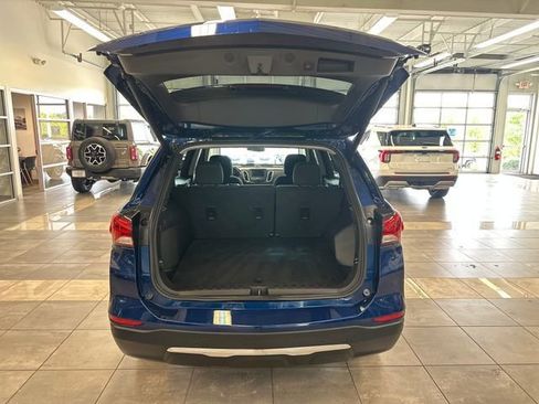Used 2023 Chevrolet Equinox LT FWD image 26