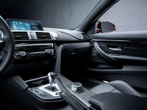 Used 2018 BMW M4 Coupe image 44