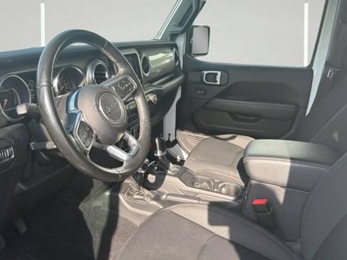 Used 2021 Jeep Wrangler Unlimited Sahara AWD/4WD image 10