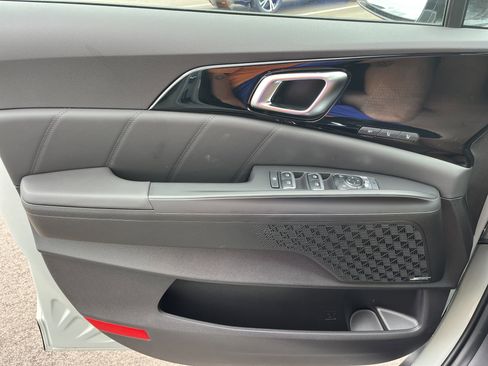 New 2026 Kia Carnival SX Prestige image 9