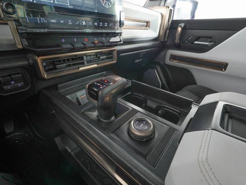 Used 2024 GMC Hummer EV 3X image 22