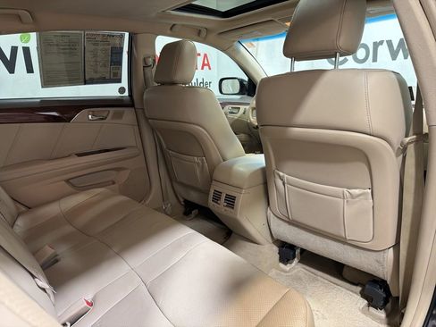 Used 2009 Toyota Avalon Limited FWD image 12