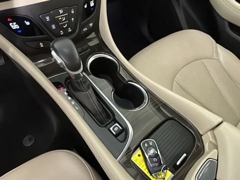 Used 2020 Buick Envision Essence FWD image 21