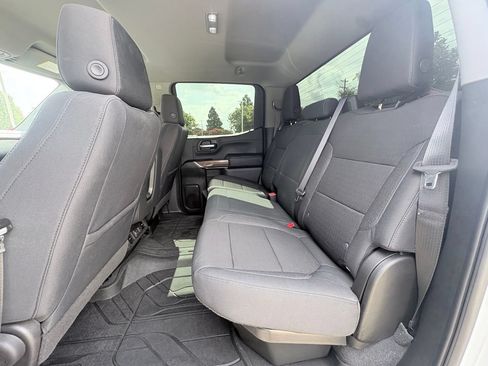 Used 2019 Chevrolet Silverado 1500 LT Trail Boss AWD/4WD image 7
