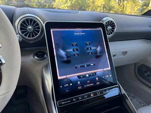 Used 2022 Mercedes-Benz SL 63 AMG 4MATIC image 78