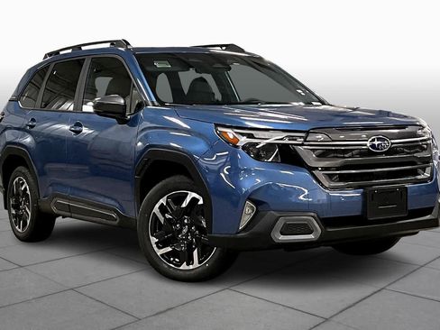 Used 2025 Subaru Forester Limited AWD/4WD image 2