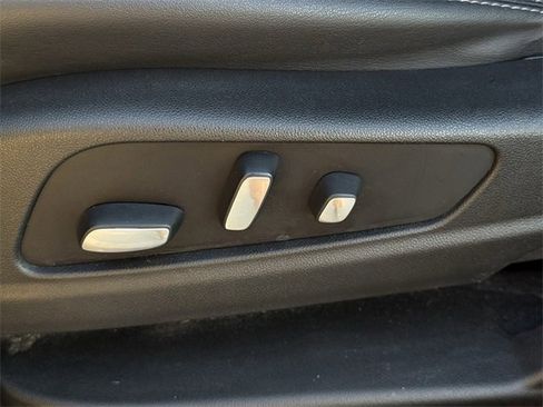 Certified 2021 Cadillac XT5 Premium Luxury w/ LPO, Floor Liner Package image 28