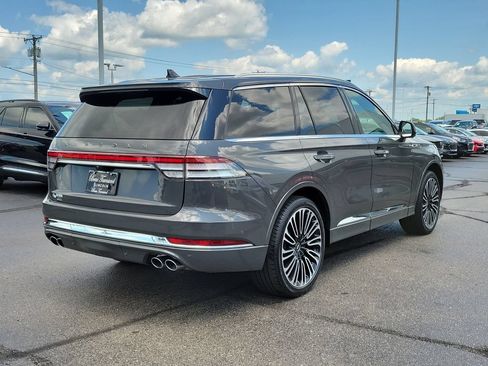 Certified 2024 Lincoln Aviator Black Label w/ Class IV Trailer Tow Package AWD/4WD image 4
