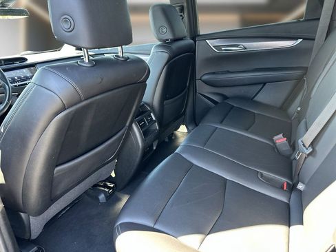 Used 2021 Cadillac XT5 Luxury image 11