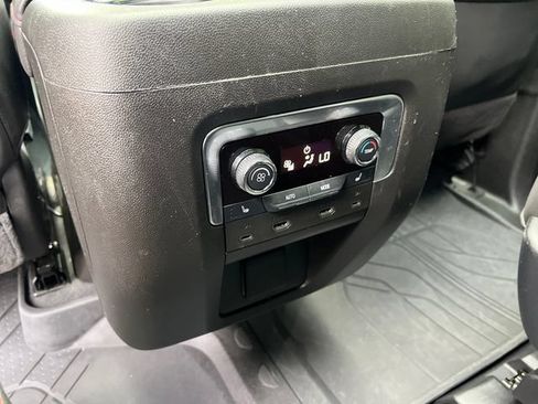 Used 2025 Chevrolet Suburban RST w/ RST Capability Package AWD/4WD image 27