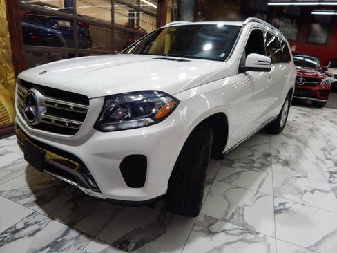 Used 2019 Mercedes-Benz GLS 450 4MATIC image 10