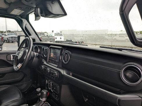 Used 2020 Jeep Gladiator Overland image 20