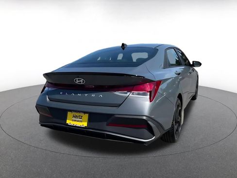 Used 2026 Hyundai Elantra Sport FWD image 11
