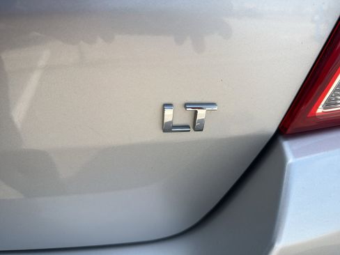 Used 2019 Chevrolet Trax LT w/ LT Convenience Package image 10