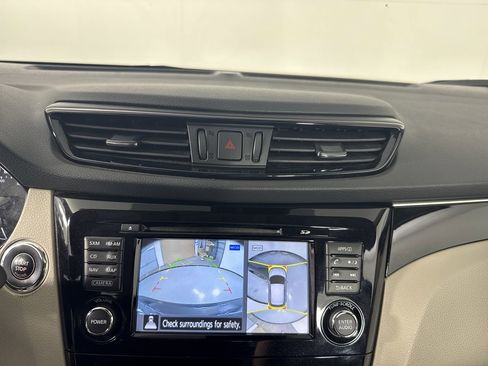 Used 2017 Nissan Rogue Sport SL w/ SL Premium Package AWD/4WD image 12