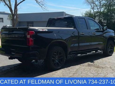 Certified 2024 Chevrolet Silverado 1500 Custom w/ Turbomax Blackout Package AWD/4WD image 8