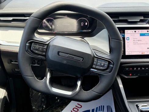 New 2026 Jeep Cherokee Limited AWD/4WD image 32