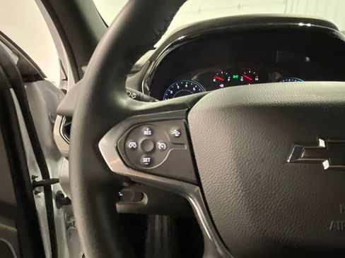 Used 2023 Chevrolet Traverse LT w/ Midnight/Sport Edition image 36