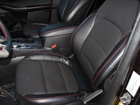Certified 2023 Ford Escape ST-Line w/ Tech Pack #1 FWD image 23