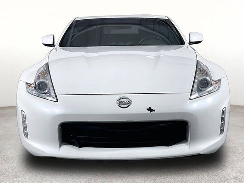 Used 2014 Nissan 370Z Coupe RWD image 5