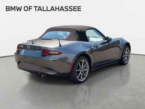 Used 2023 MAZDA MX-5 Miata Grand Touring RWD image 6