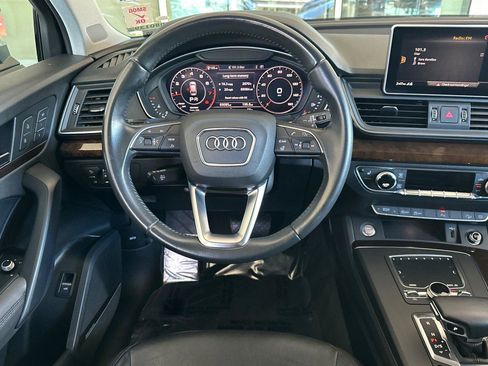 Used 2019 Audi Q5 2.0T Premium Plus w/ Premium Plus Package image 13