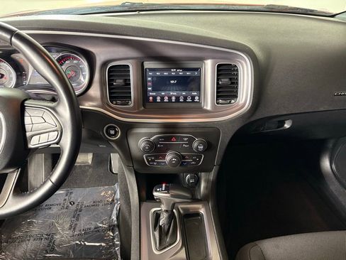 Used 2021 Dodge Charger SXT image 23