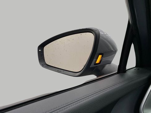 New 2025 Volkswagen Tiguan SE image 20