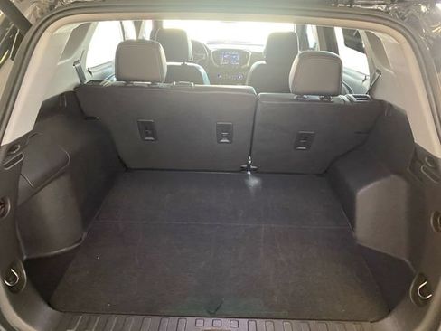Used 2024 GMC Terrain SLT AWD/4WD image 19