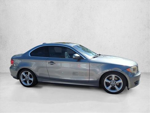 Used 2011 BMW 128i Coupe RWD image 4
