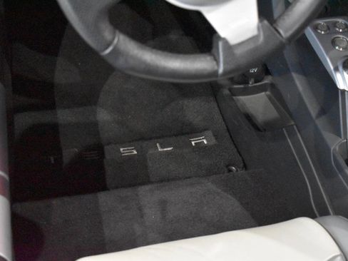 Used 2011 Tesla Roadster Sport image 47