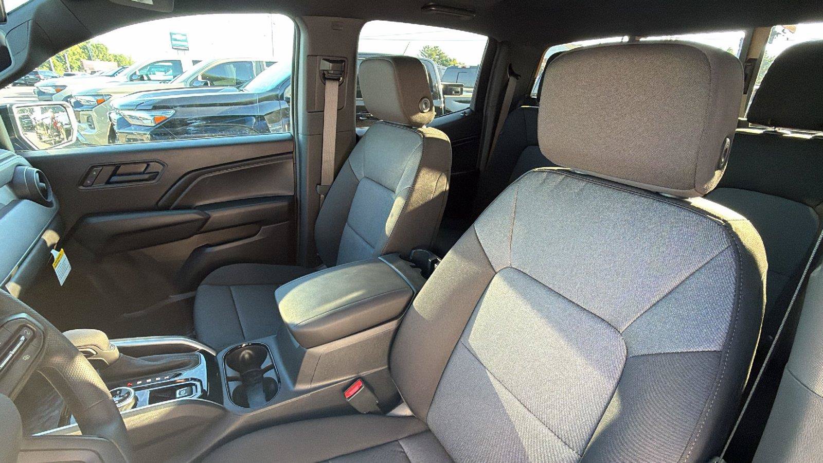 New 2026 Chevrolet Colorado Trail Boss AWD/4WD image 16
