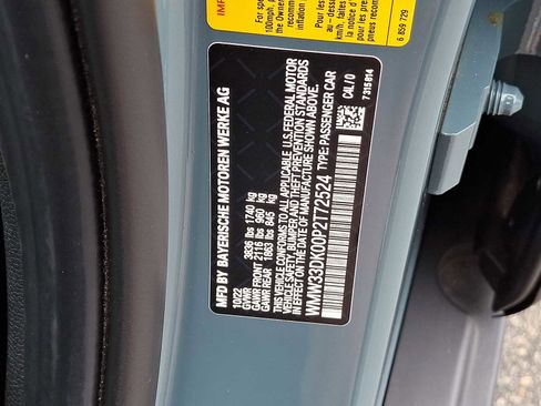 Used 2023 MINI Cooper 4-Door Hardtop w/ Multitone Edition image 29