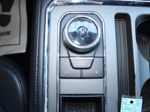 Used 2019 Ford Expedition XLT w/ Equipment Group 202A RWD image 47