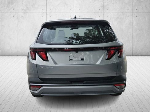 New 2026 Hyundai Tucson SE image 3
