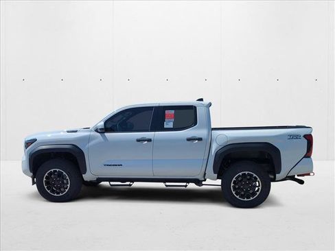 New 2025 Toyota Tacoma TRD Off-Road image 8