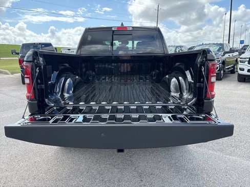 Used 2026 RAM 1500 Lone Star RWD image 32