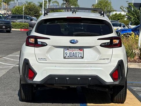 Certified 2024 Subaru Crosstrek 2.5i Limited w/ Crosstrek Mirror Package AWD/4WD image 5