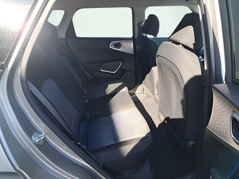 Used 2023 Kia Soul LX w/ Option Group 015 FWD image 14