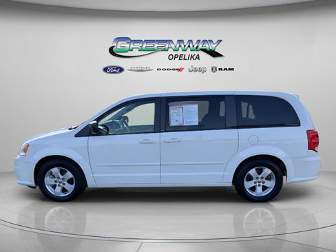 Used 2013 Dodge Grand Caravan SE image 4