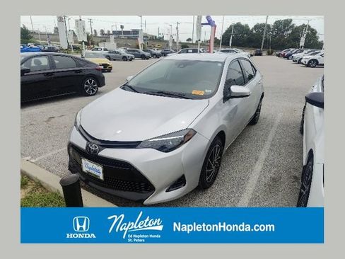 Used 2019 Toyota Corolla LE FWD image 1