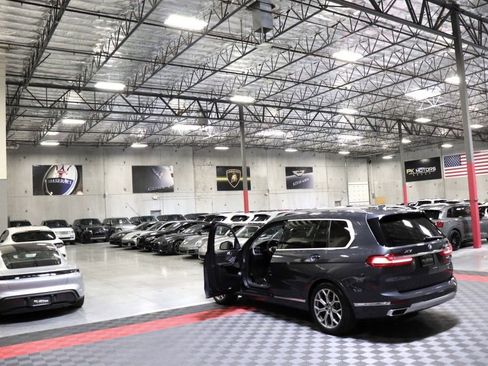 Used 2020 BMW X7 xDrive40i w/ Cold Weather Package AWD/4WD image 15