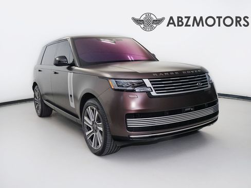 Used 2023 Land Rover Range Rover SV AWD/4WD image 1