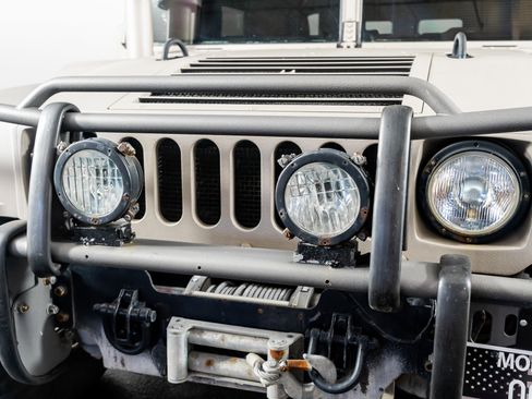 Used 2003 HUMMER H1 4-Door Wagon image 23