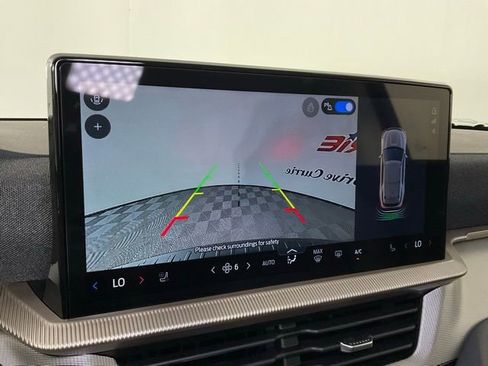 New 2025 Ford Explorer Active w/ Active Comfort Package image 24