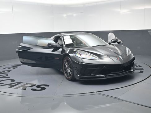 Used 2023 Chevrolet Corvette Stingray Premium Conv w/ Z51 Performance Package image 19