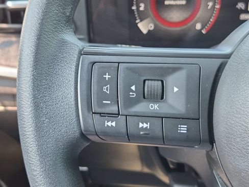 Used 2026 Nissan Kicks SV w/ Charging Package FWD image 18