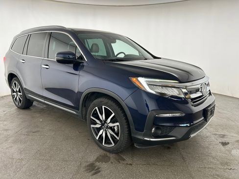 Used 2019 Honda Pilot Touring image 18